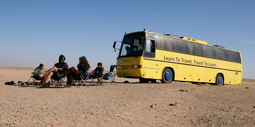 TwBusInDesert - DNS The Necessary Teacher Training College